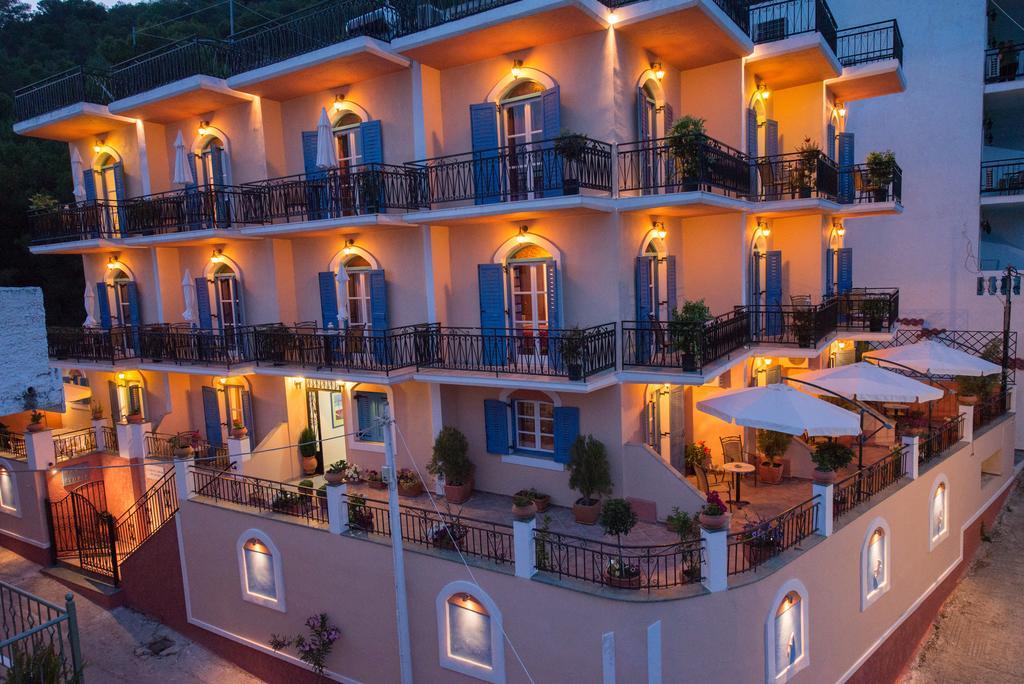 Maria Studios Poros Town Eksteriør bilde