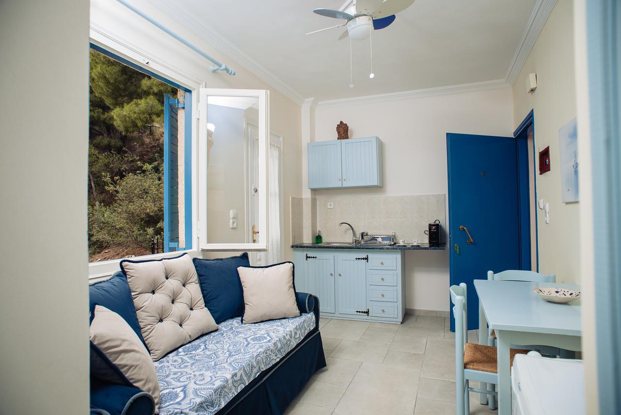Maria Studios Poros Town Eksteriør bilde