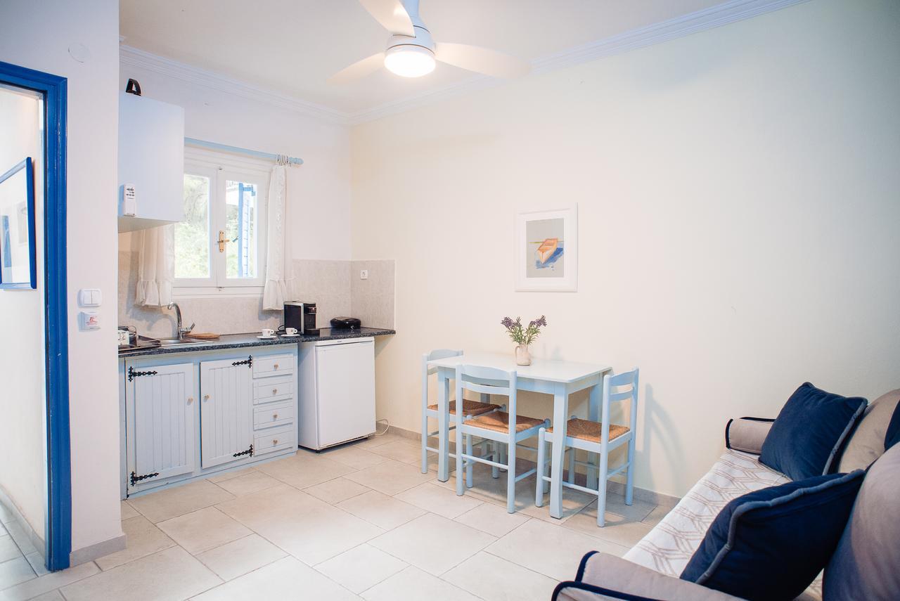 Maria Studios Poros Town Eksteriør bilde